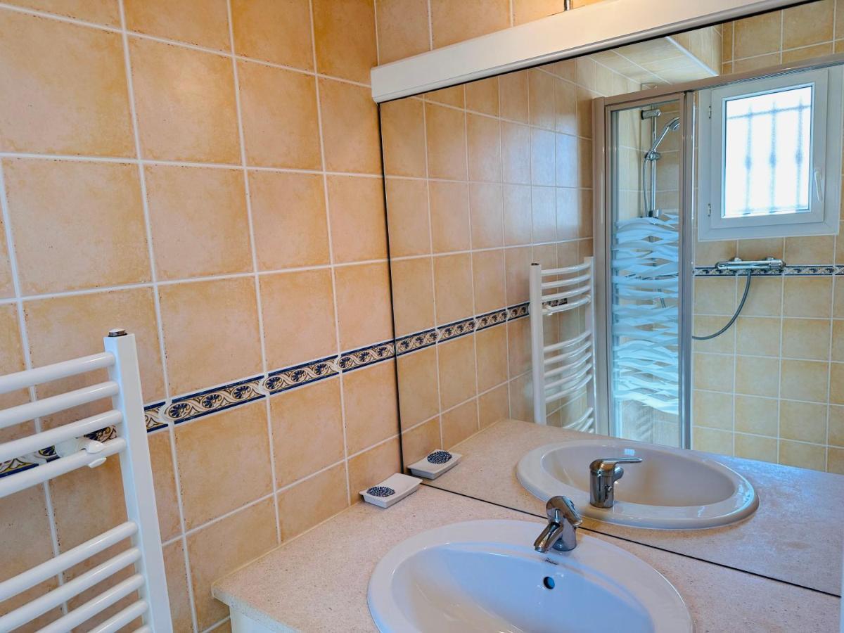 Villa Marina 120M²/8 Pers/ Terrasse 100M²/ Appontement à Aigues-Mortes Extérieur photo